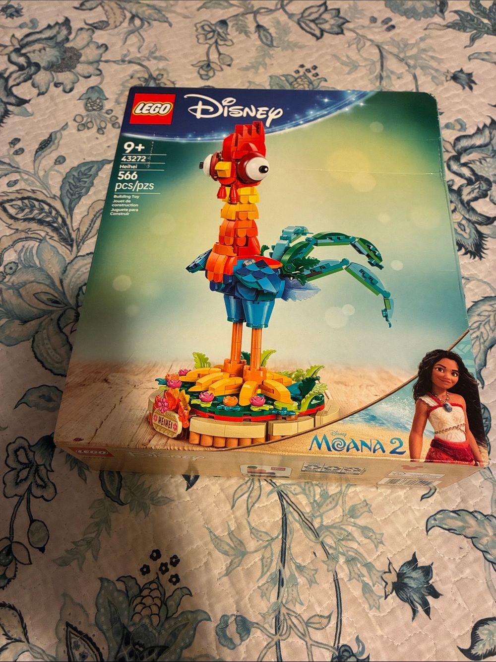 Lego Disney Box with Red and tan Moana 2
